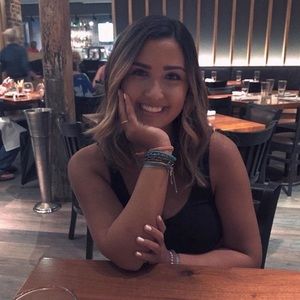 Meet your Posher, Isabella